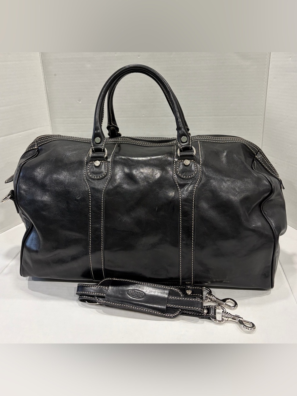 Floto Venezia Italian Leather Duffle Bag Handmade in Italy Black Travel Carry On